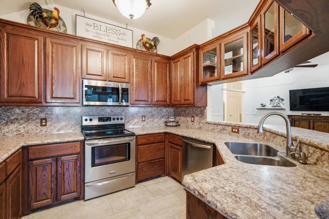 124 Sanchez Creek Court, Weatherford, TX 76088