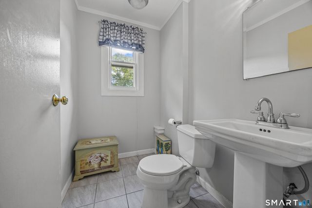 85 School Ground Road, Branford, CT 06405