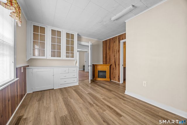 85 School Ground Road, Branford, CT 06405