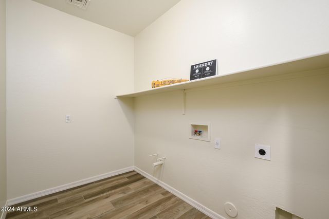 17618 W Crocus Drive, Surprise, AZ 85388