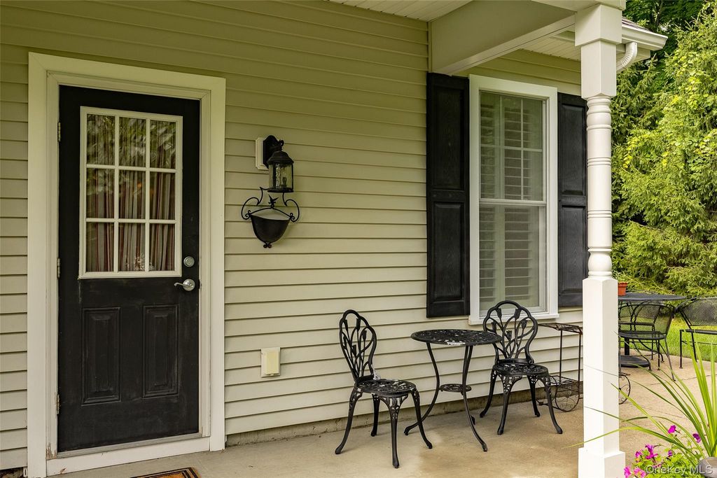 5 Maggie May Way, Cold Spring, NY 10516 — photo 2