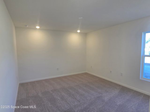 952 SW Richmond Circle SW, Palm Bay, FL 32908