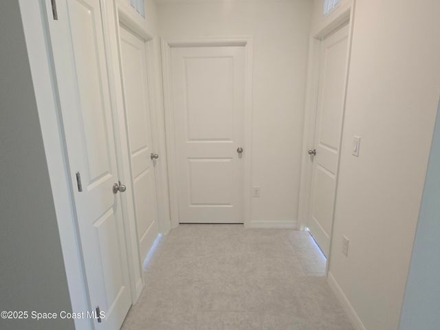 952 SW Richmond Circle SW, Palm Bay, FL 32908