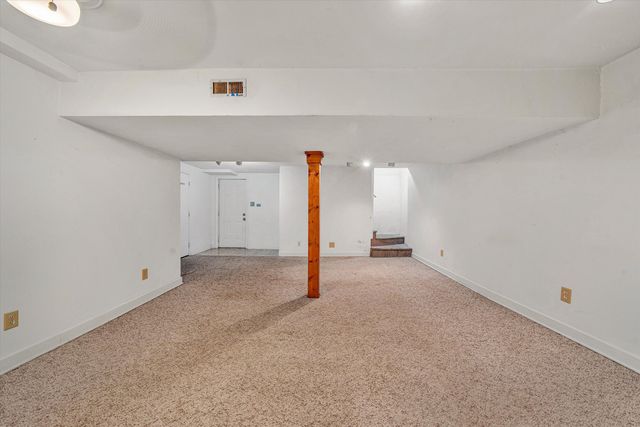 4718 Long Acre DR NE, Roanoke, VA 24019