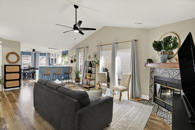 6723 Sundown Drive S, Indianapolis, IN 46254