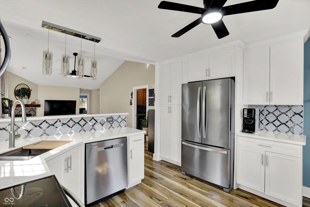 6723 Sundown Drive S, Indianapolis, IN 46254