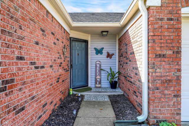 6723 Sundown Drive S, Indianapolis, IN 46254