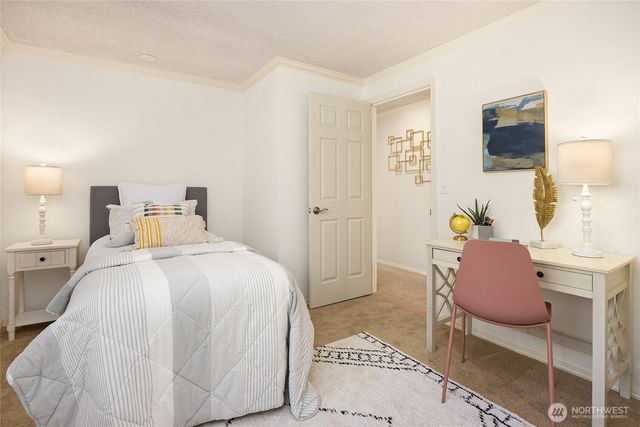 5344 Ruby Place NE, Bainbridge Island, WA 98110