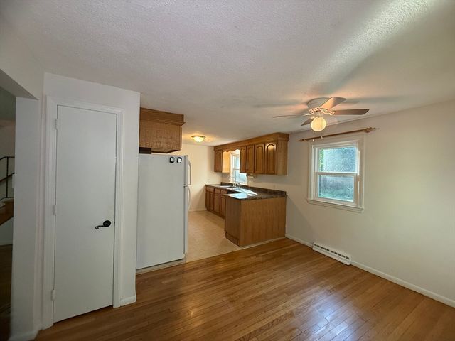 45 Richardson St A, Billerica, MA 01821