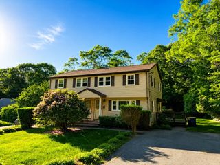 45 Richardson St A, Billerica, MA 01821