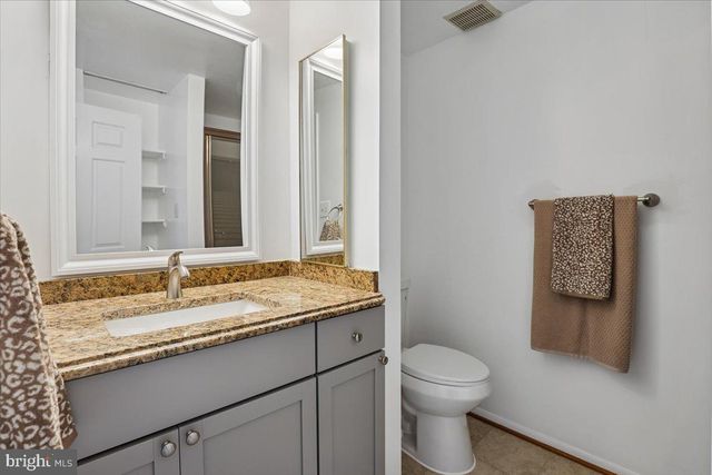 10921 HARPERS SQUARE CT, Reston, VA 20191