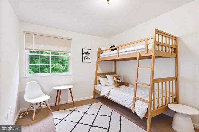 10921 HARPERS SQUARE CT, Reston, VA 20191