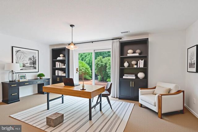 10921 HARPERS SQUARE CT, Reston, VA 20191