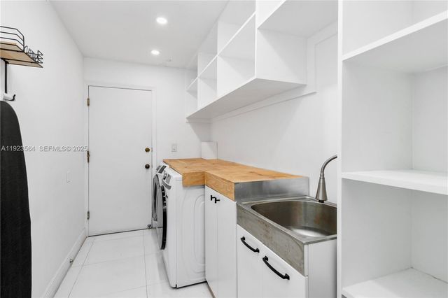 1900 Pizarro St, Coral Gables, FL 33134