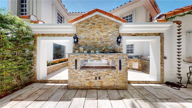 1900 Pizarro St, Coral Gables, FL 33134