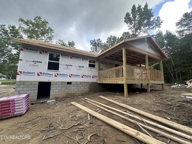 250 Stone Cliff Lane, Jamestown, TN 38556