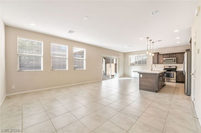 117 Duckhook Avenue, Las Vegas, NV 89148