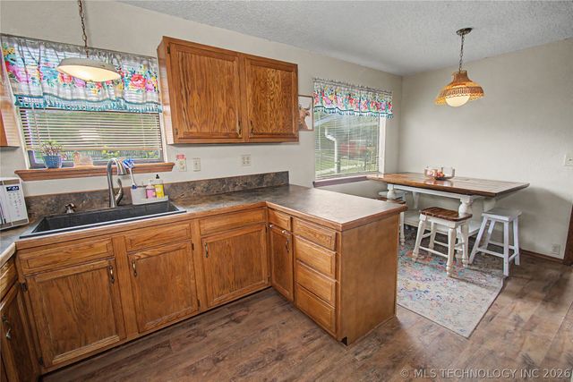 119268 S 4140 Road, Eufaula, OK 74432