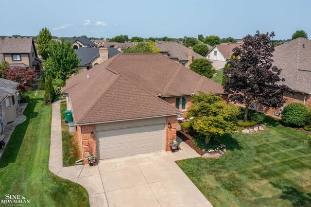 54375 Jeffery Drive, Macomb Twp, MI 48042