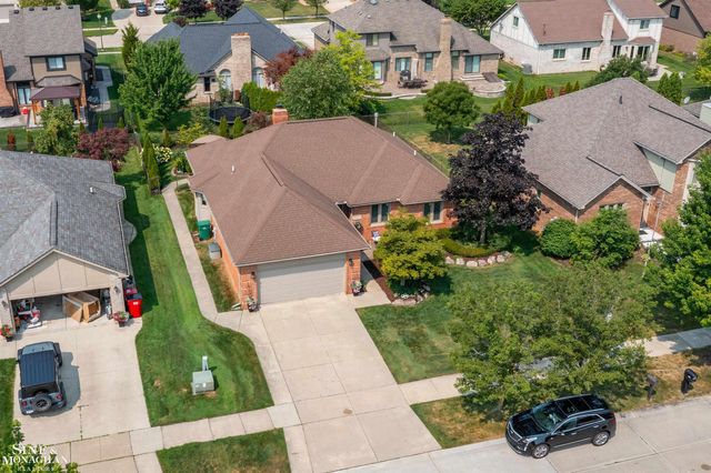 54375 Jeffery Drive, Macomb Twp, MI 48042