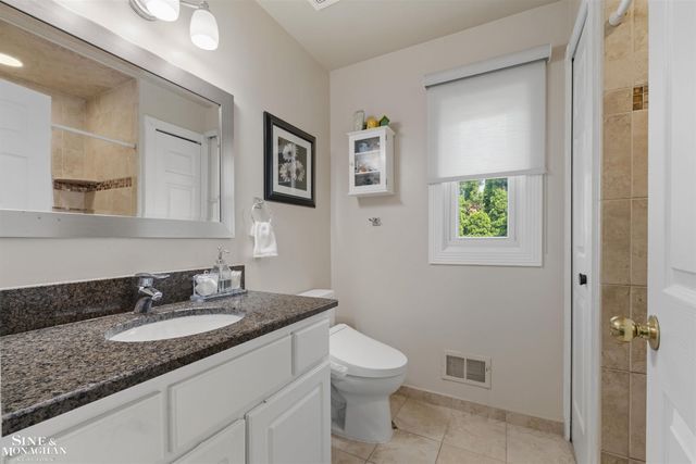54375 Jeffery Drive, Macomb Twp, MI 48042
