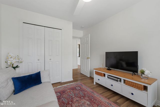 54375 Jeffery Drive, Macomb Twp, MI 48042
