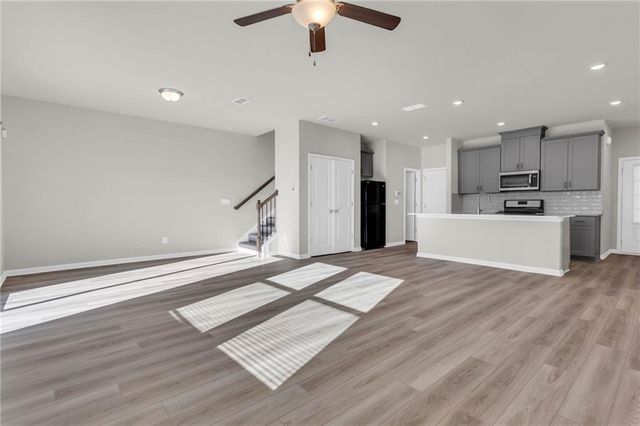 1645 Villageside Court, Lawrenceville, GA 30043