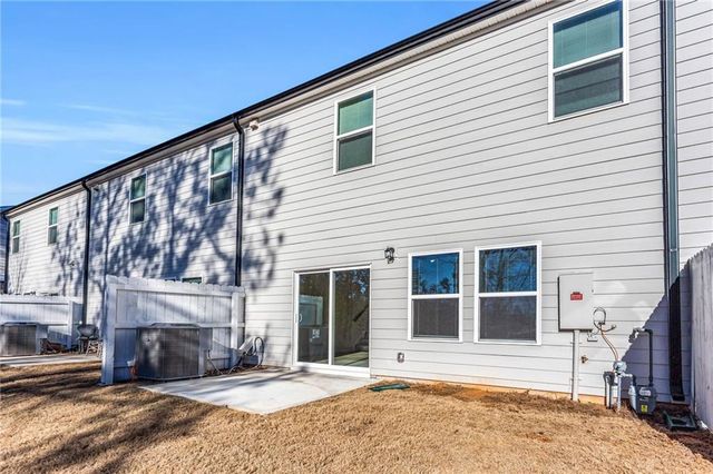 1645 Villageside Court, Lawrenceville, GA 30043