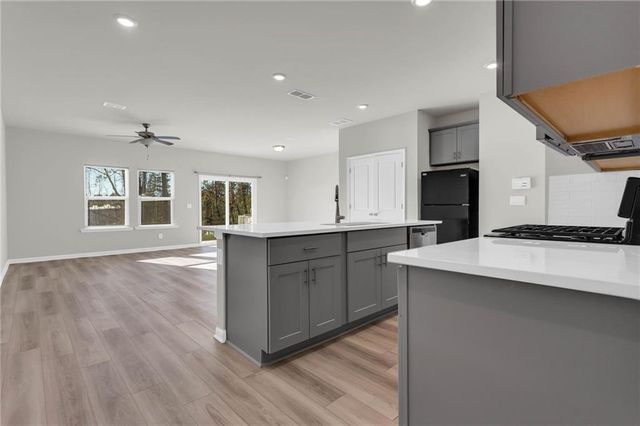 1645 Villageside Court, Lawrenceville, GA 30043