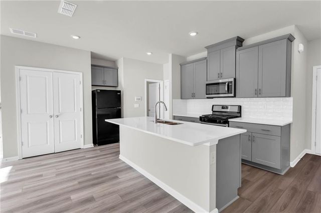 1645 Villageside Court, Lawrenceville, GA 30043