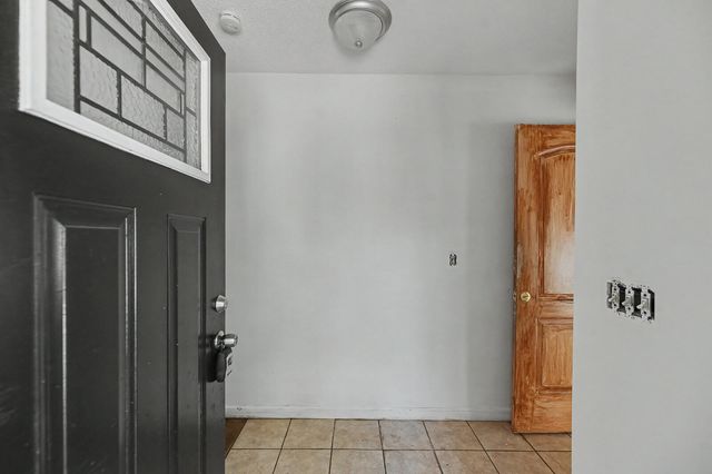 3881 Walnut Street, North Charleston, SC 29405