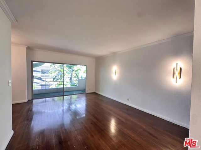 1131 Alta Loma Road 208, West Hollywood, CA 90069