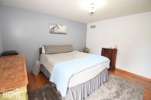 13092 Beardslee Road, Perry, MI 48872