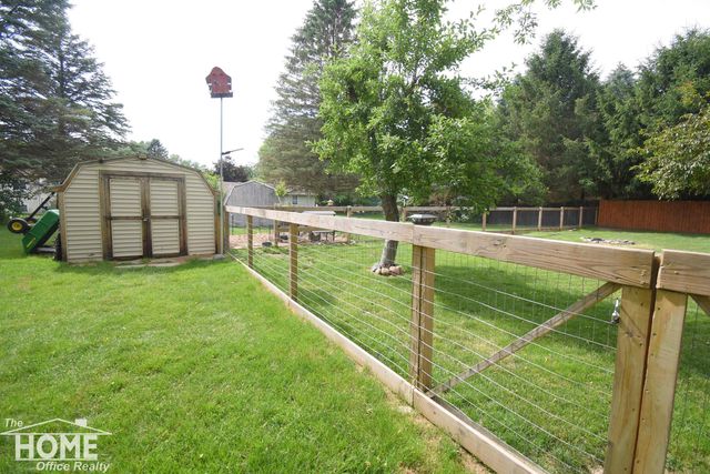 13092 Beardslee Road, Perry, MI 48872
