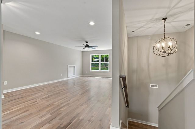 389 Mount Pleasant Rd, Kingston Springs, TN 37082