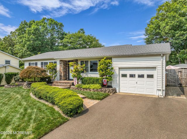 26 Villanova Drive, Jackson, NJ 08527