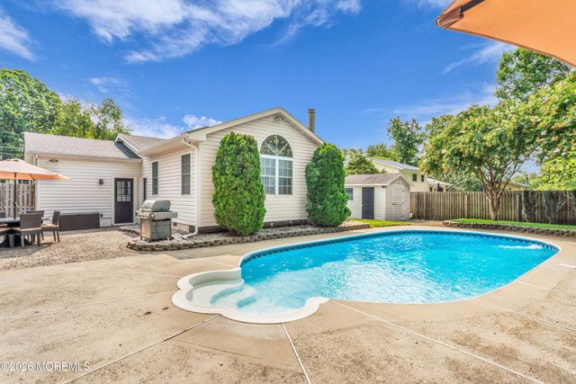 26 Villanova Drive, Jackson, NJ 08527