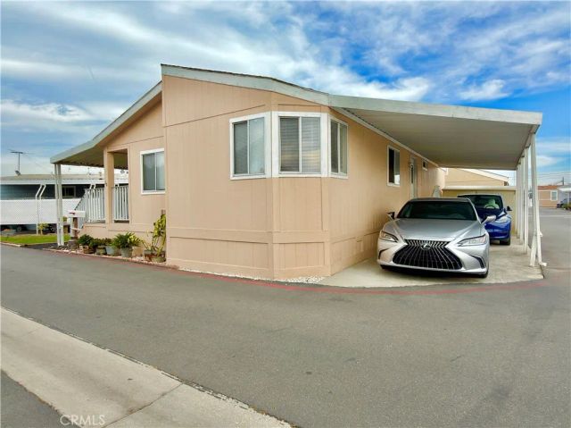 28 Walnut 28, Anaheim, CA 92801