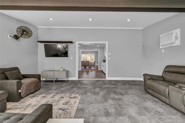 111 Vicki Lane, Hopewell Junction, NY 12533