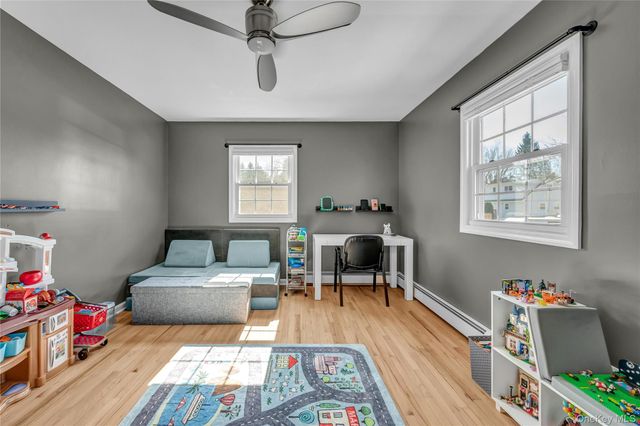 111 Vicki Lane, Hopewell Junction, NY 12533