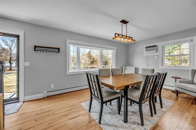 111 Vicki Lane, Hopewell Junction, NY 12533