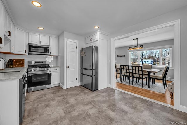 111 Vicki Lane, Hopewell Junction, NY 12533