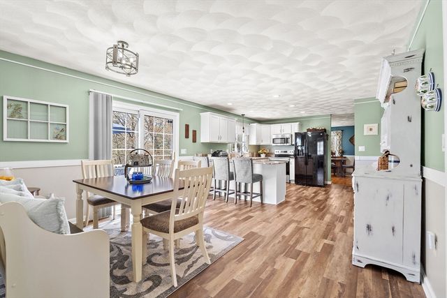 16 Alan Rd, Hudson, MA 01749