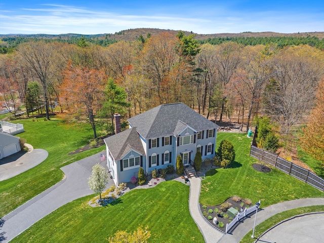 16 Alan Rd, Hudson, MA 01749