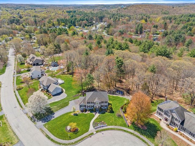 16 Alan Rd, Hudson, MA 01749