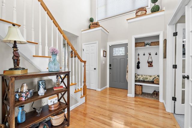 16 Alan Rd, Hudson, MA 01749