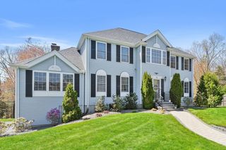 16 Alan Rd, Hudson, MA 01749