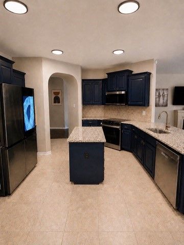 321 Avila Lane, Fort Worth, TX 76052