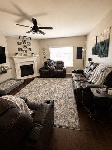 321 Avila Lane, Fort Worth, TX 76052