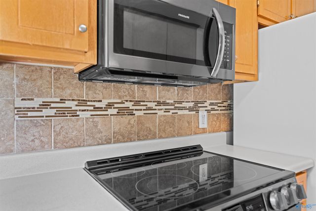 326 Earnhardt Drive, New Market, AL 35761